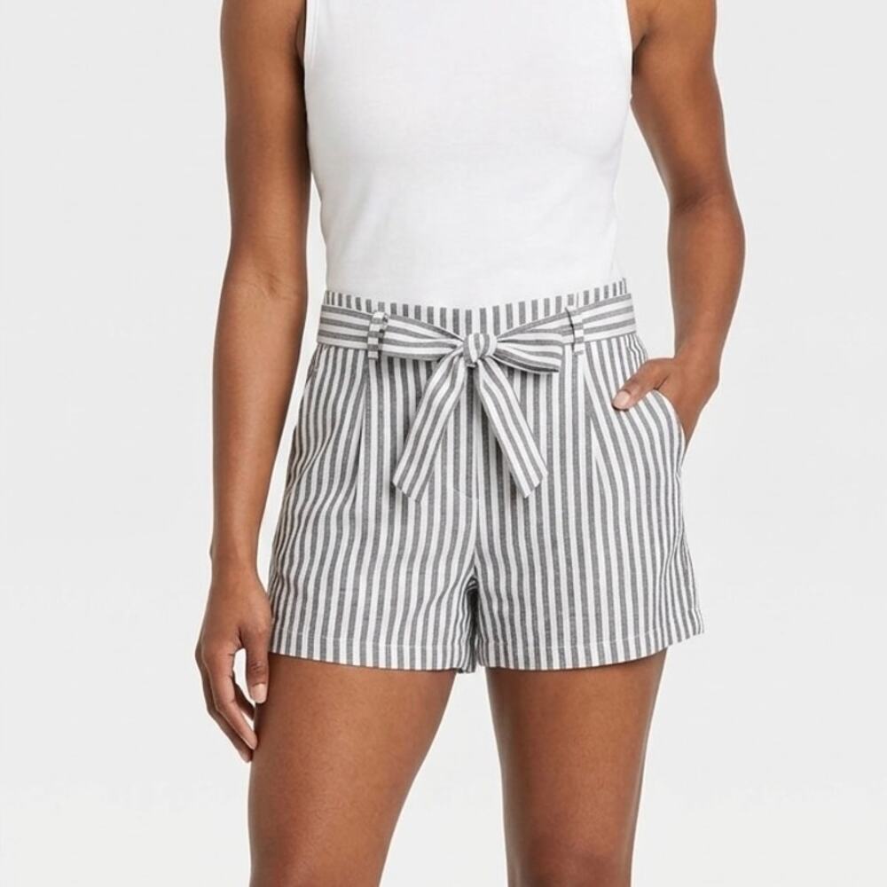 Love Tree Women's Chino Shorts Size S Gray & White Striped Paperbag Waist Belted